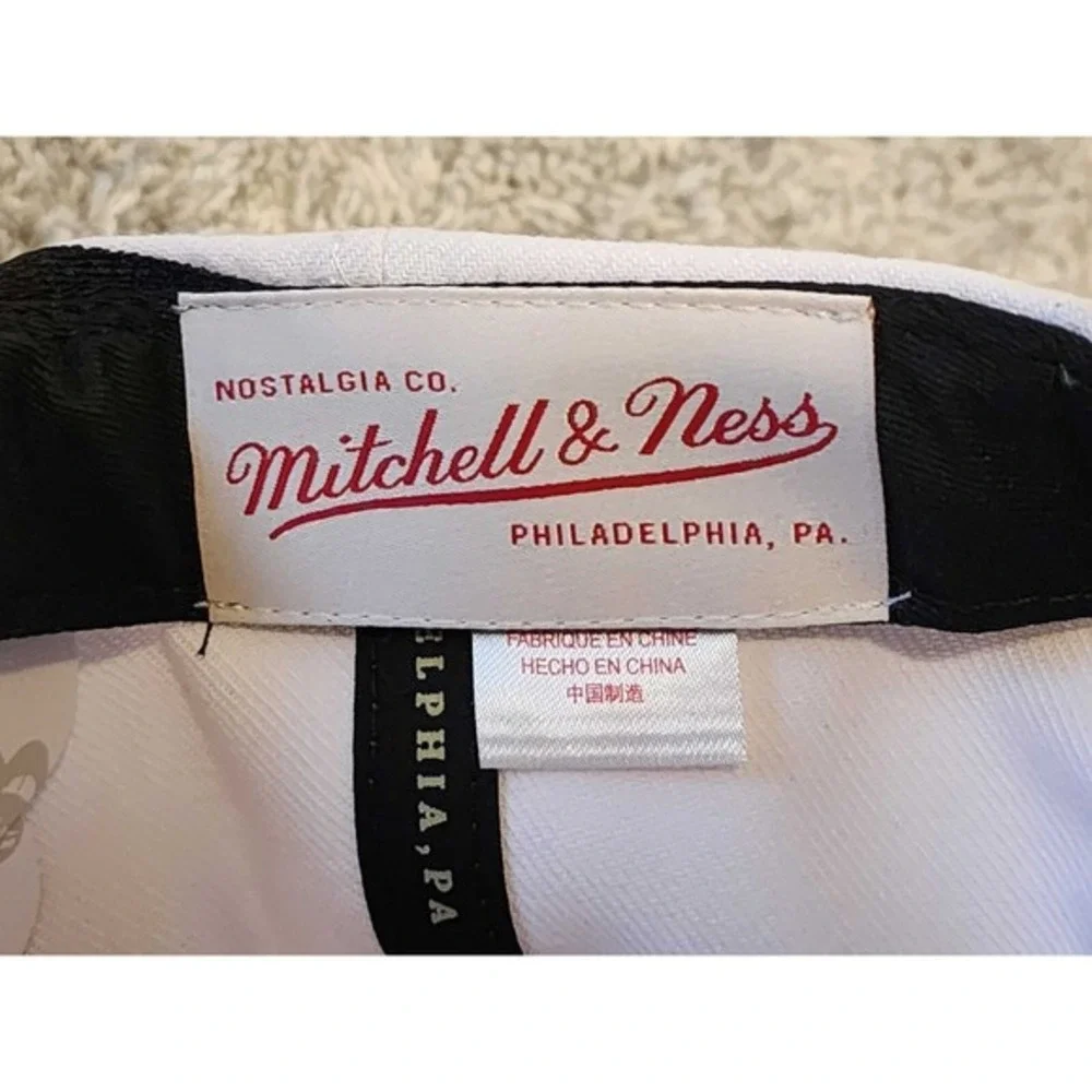 Mitchell & Ness Chicago Blackhawks NHL Retrodome Adjustable Snapback Hat Cap NEW